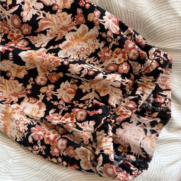 Anthropologie Floral Print Pants - Picture 5 of 6